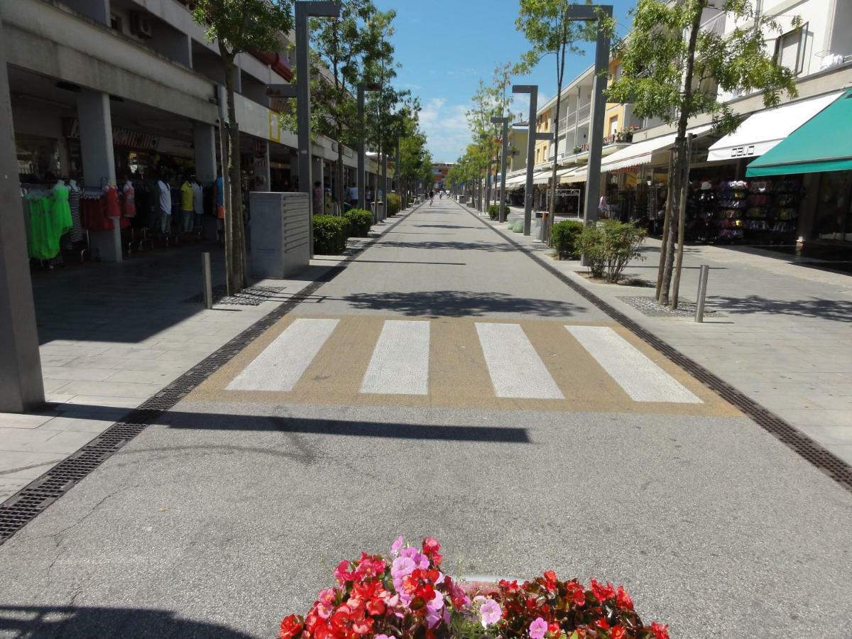Girasole - Appartamenti Bibione Exterior photo